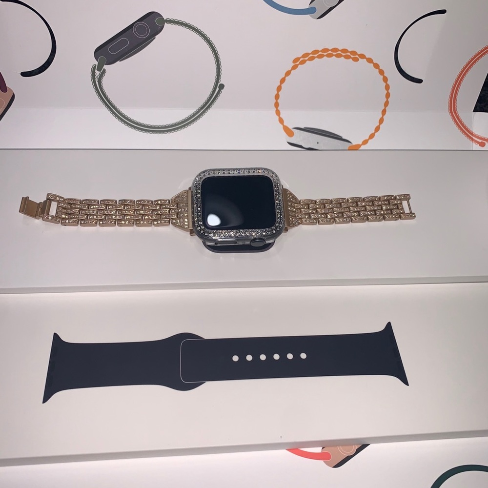 44mm SE GPS Apple Watch